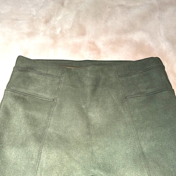 SPANX Faux Suede Leggings - NWOT - Picture 6 of 8